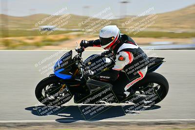 media/Apr-13-2025-TrackXperience (Sun) [[fb1ef998a6]]/Level 2 (Intermediate)/Turn 8 (Session 3)/